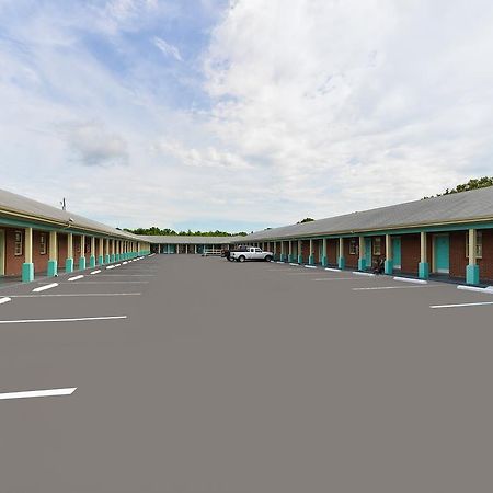 Americas Best Value Inn Suites South Boston Esterno foto