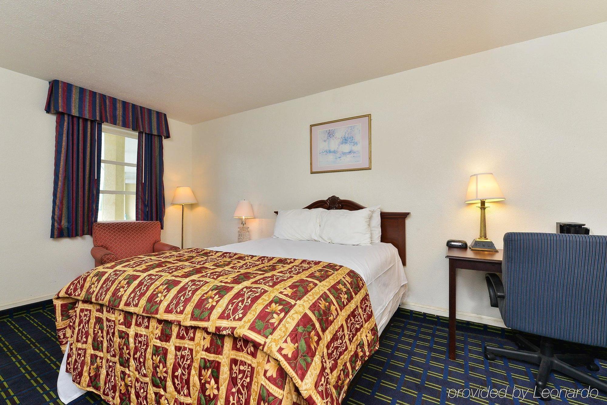 Americas Best Value Inn Suites South Boston Esterno foto